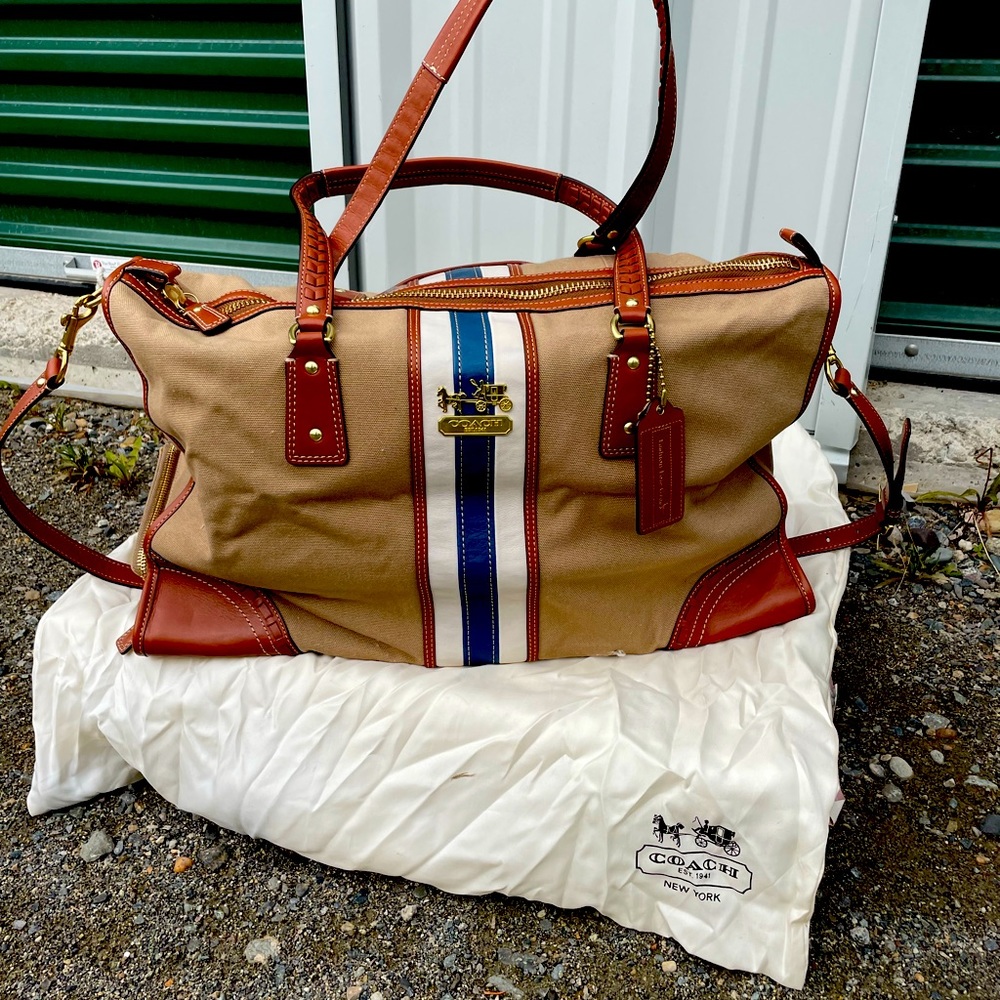 Coach duffle bag excellent condition
